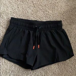 Zyia Chill Shorts XS
